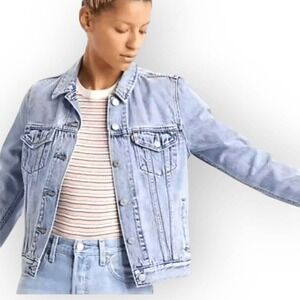 Vtg Levis Truckers Original Denim Light Slim Fit Button Jacket Denim Blue Jean